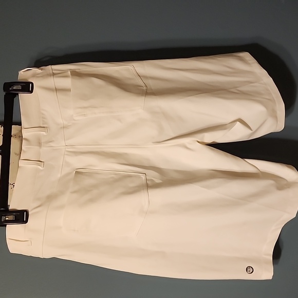 NWT Graham LUX Golf SHORTS - Picture 4 of 4